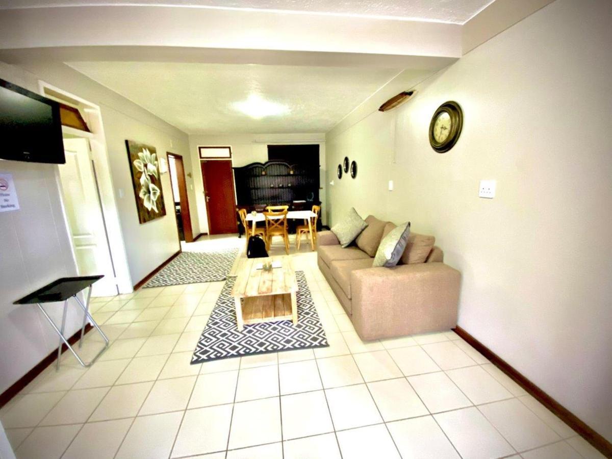 Laboria 102 & 103 Apartamento Harrismith Exterior foto